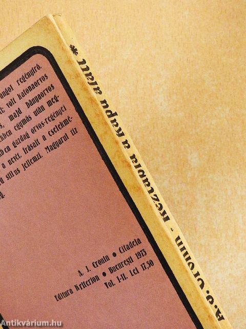 Réztábla a kapu alatt I-II.