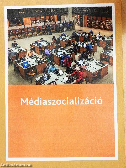 Médiaszocializáció