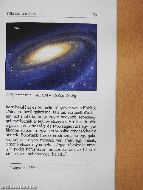 Isten mégis kockázik!/Stephen Hawking