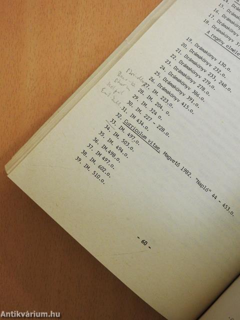 Lukács György irodalomelmélete (dedikált példány)