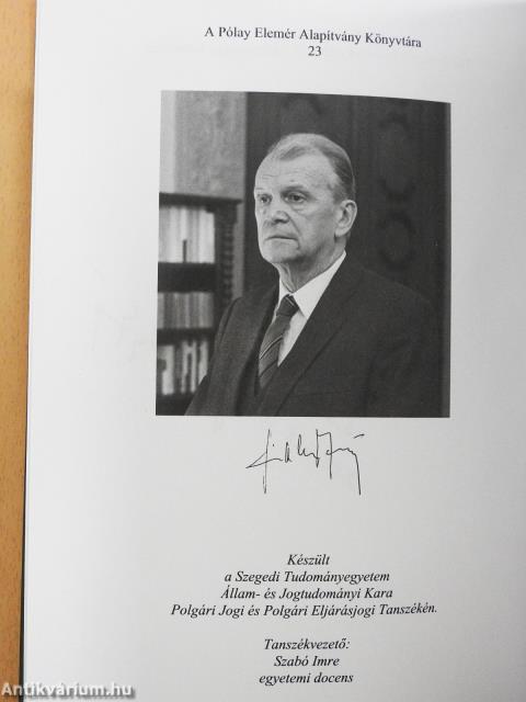 Ius et legitimatio (dedikált példány)