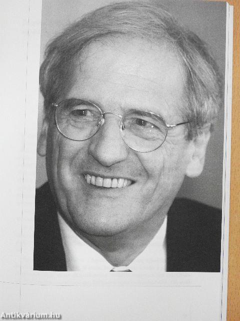 A Köztársasági Elnöki Hivatal évkönyve 2007 - DVD-vel