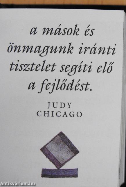 Ajándék nőknek (minikönyv)