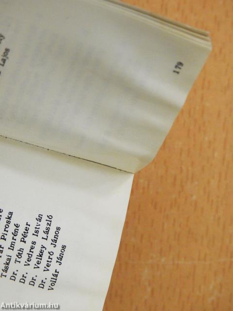 Magyar Vöröskereszt (minikönyv) (számozott)