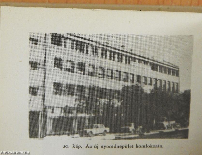 Nyomdák és nyomdászok (minikönyv)