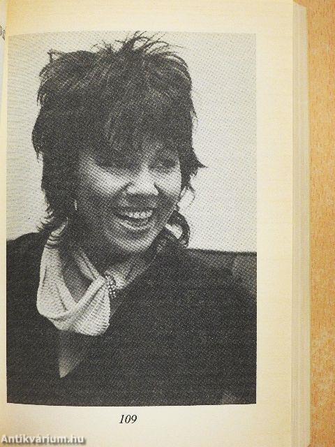 Asszonyok, lányok évkönyve 1988