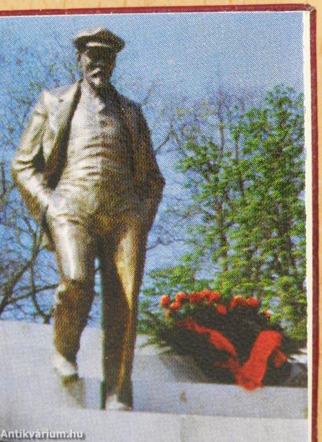 Képek 30 év magyar képzőművészetéből (minikönyv)