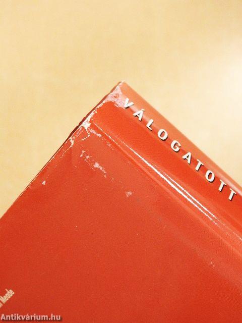 Sakkara titka/Júlia és Rómeó virágai/A látogató/Rossz Hold