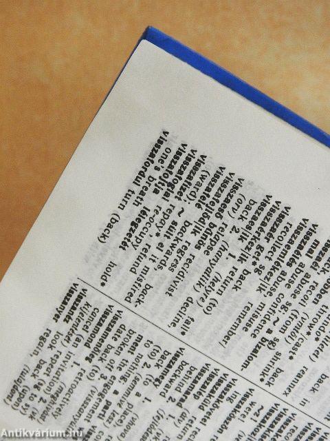 Magyar-angol szótár