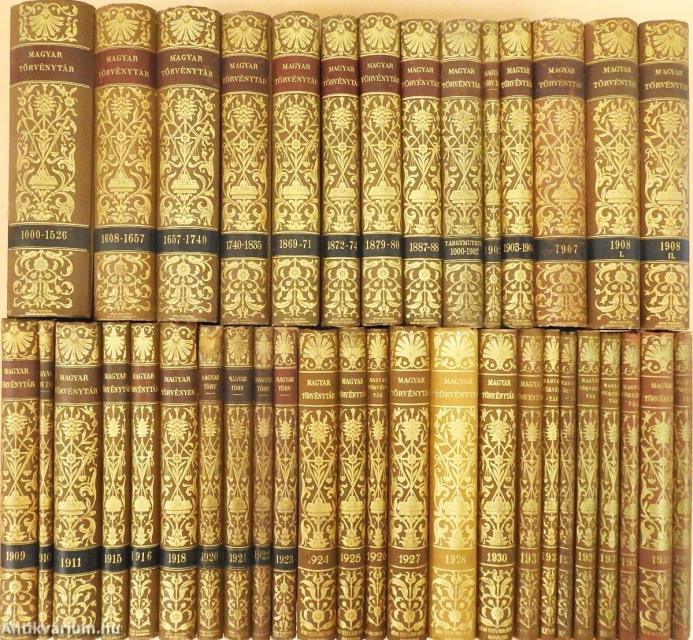 "38 kötet a Corpus Juris Hungarici-Magyar törvénytár sorozatból (nem teljes sorozat)"