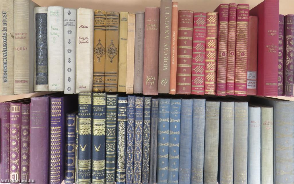 "50 kötet háború előtti szépirodalmi regény"