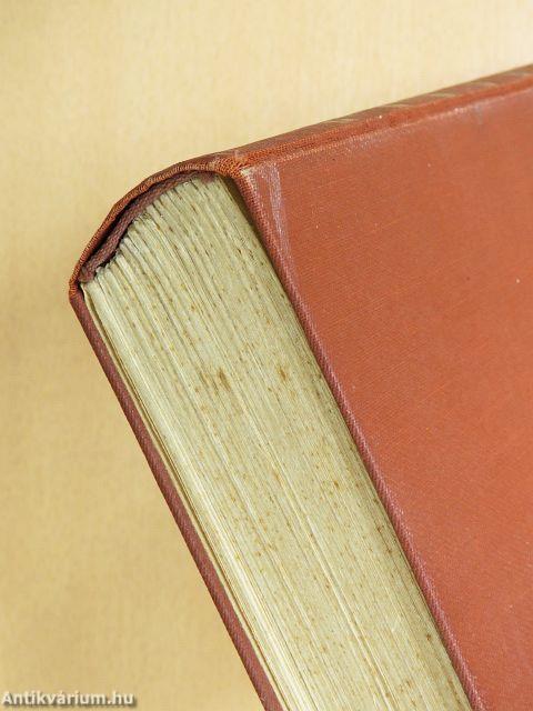 "50 kötet háború előtti szépirodalmi regény"