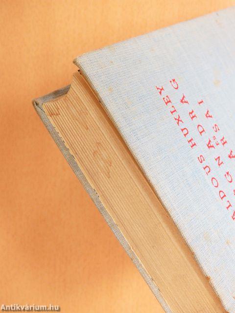 "50 kötet háború előtti szépirodalmi regény"