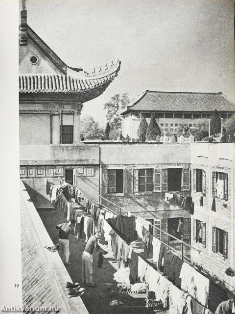 A Nagy faltól a Csendes-óceánig