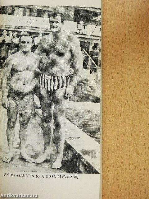 Itt állok megfürödve