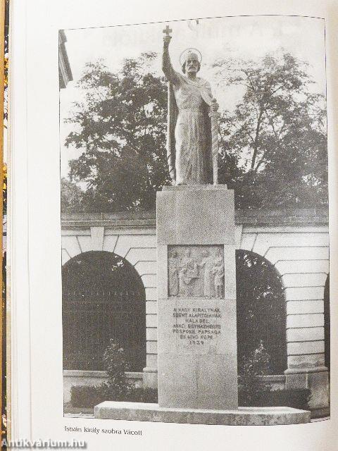 A parlament korlátjánál