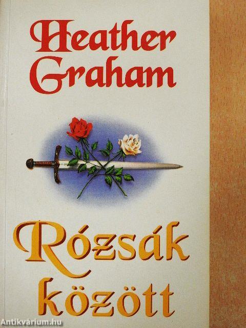 Rózsák között