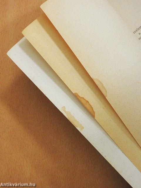 Mi, akik Saigon börtöneiből szabadultunk, vádolunk!