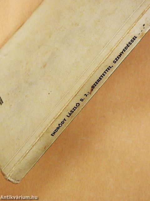 "Szeretettel, Szenvedéssel..."