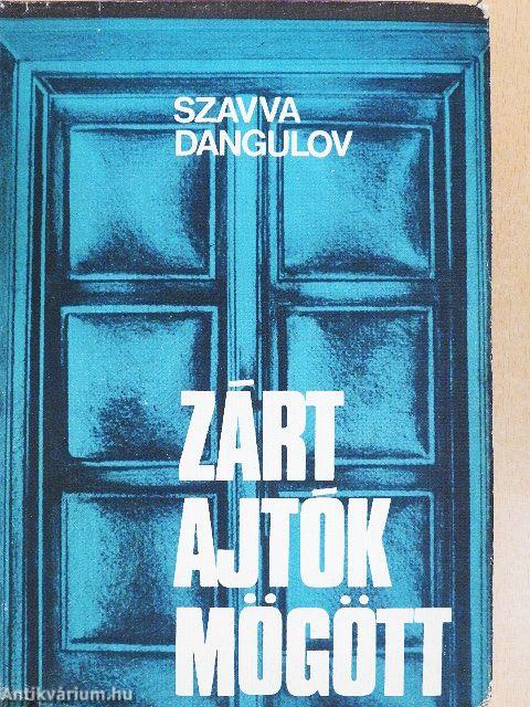 Zárt ajtók mögött