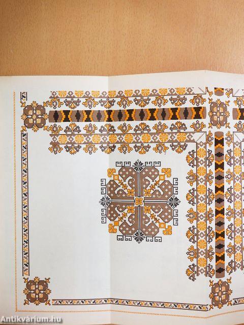 Tiszavidéki keresztszemes hímzésminták