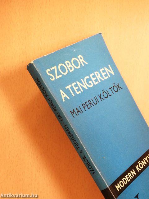 Szobor a tengeren