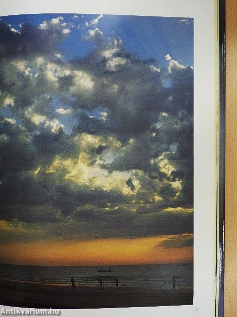 The Complete United Arab Emirates Cookbook