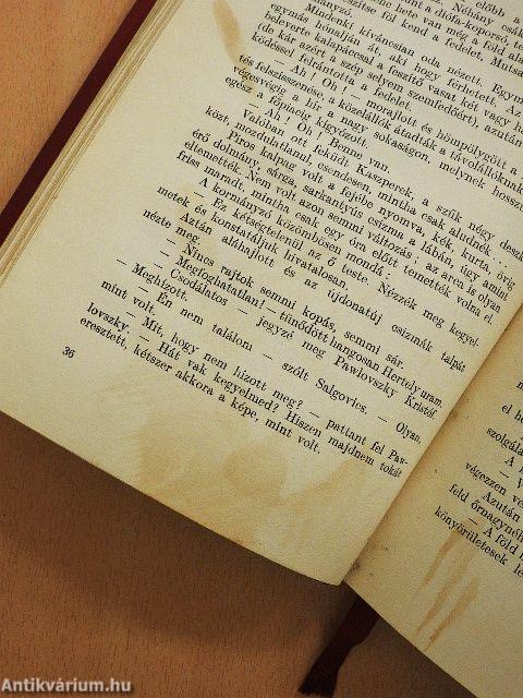 Kísértet Lublón/Az eladó birtok/Páva a varjúval/Függelék: Utóiratok a "Kísértet Lublón" című elbeszéléshez