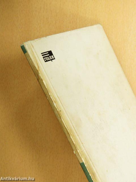 &quot;35 kötet háború előtti szépirodalmi mű&quot;