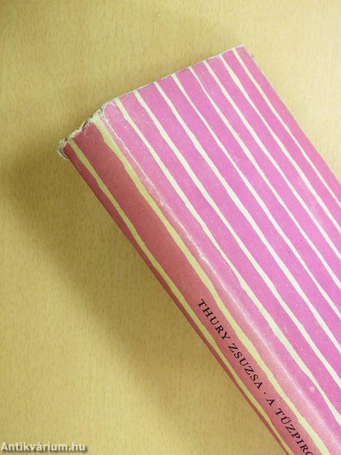 A tűzpiros üveggömb