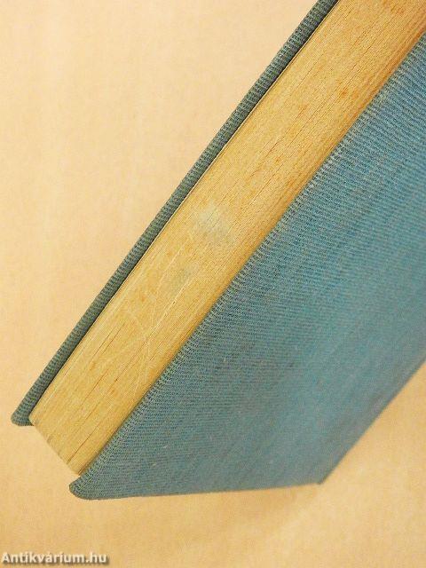 Egyedül a felhők felett