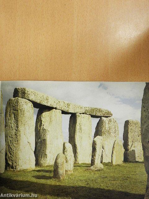 The prehistoric Temples of Stonehenge & Avebury