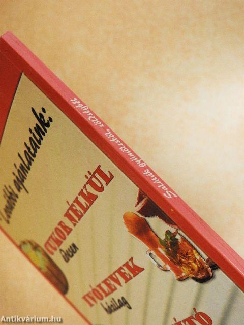 Saláták gyümölcsből, zöldségből