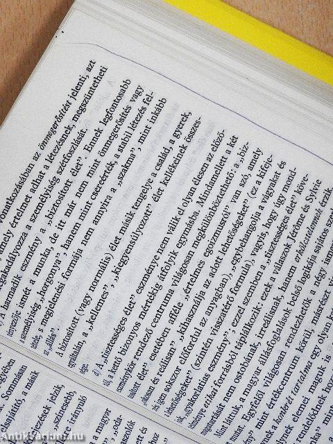 Két főváros - Két regény - Két értékvilág