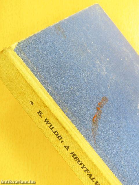 "30 kötet szépirodalmi mű egységes kötésben a Kner Izidor kiadásában (nem teljes sorozat)"