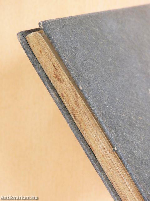 "30 kötet szépirodalmi mű egységes kötésben a Kner Izidor kiadásában (nem teljes sorozat)"