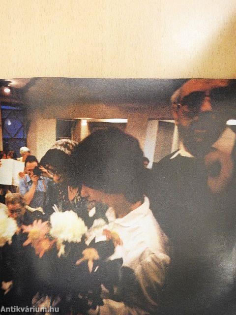 ...és beszéld el fiadnak...