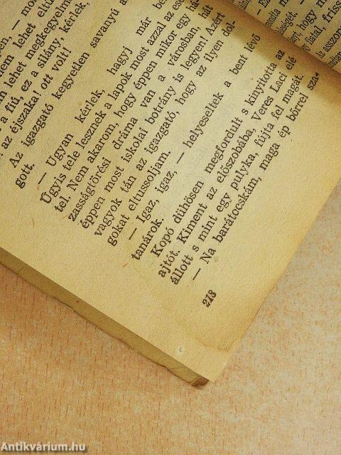 Az Isten háta mögött