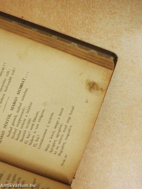 Hatszáz magyar nemzeti dal