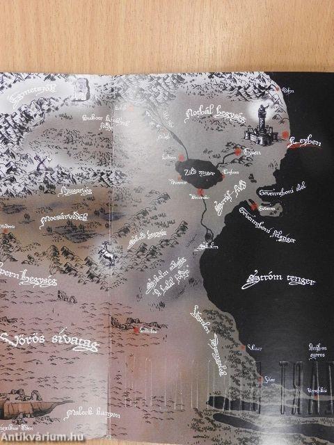 Zárt birodalom (dedikált példány)