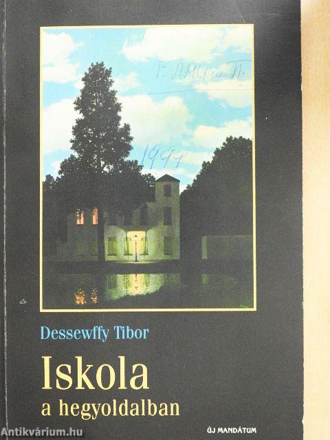 Iskola a hegyoldalban