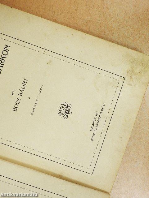 Tányértalpú koma a repülőgépen és az északi sarkon