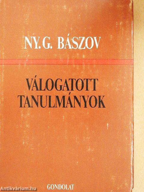 Válogatott tanulmányok