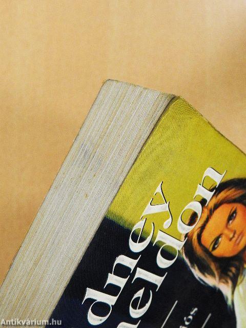 Egy idegen a tükörben