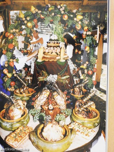 Lakomakönyv (dedikált példány)