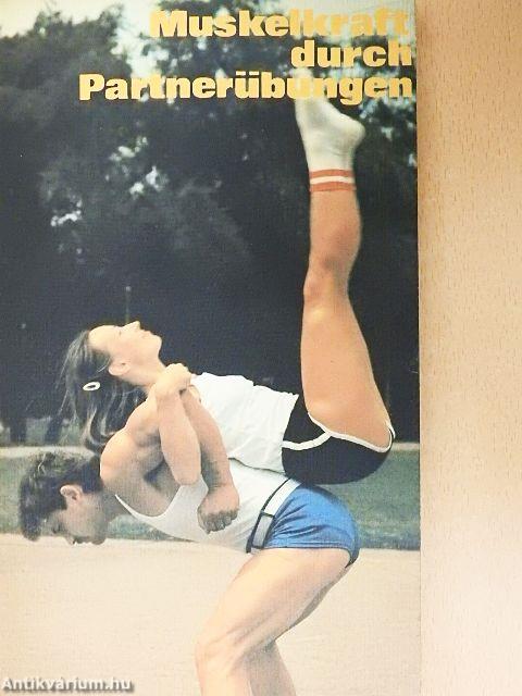 Muskelkraft durch Partnerübungen