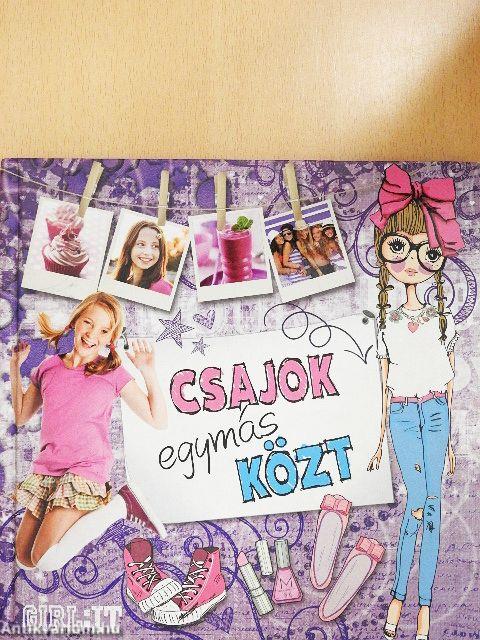 Csajok egymás közt