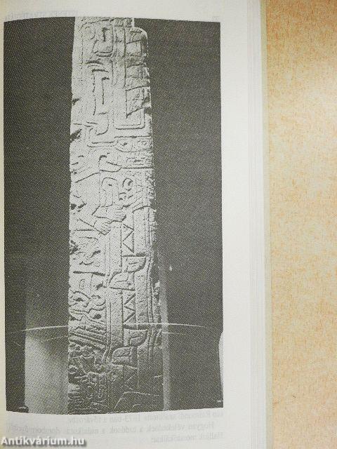 Istenek stratégiája