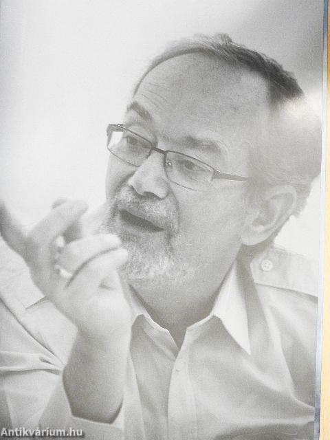 Kézfogások szétszóródás után