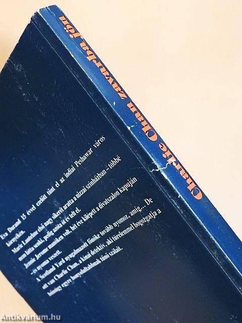 Charlie Chan zavarba jön